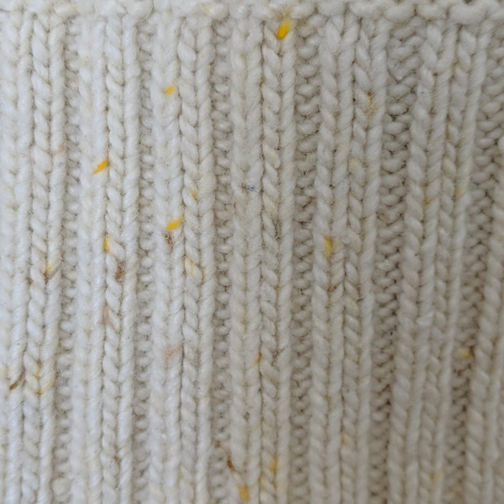 Cream Sweater - Large - Picture 7 of 7